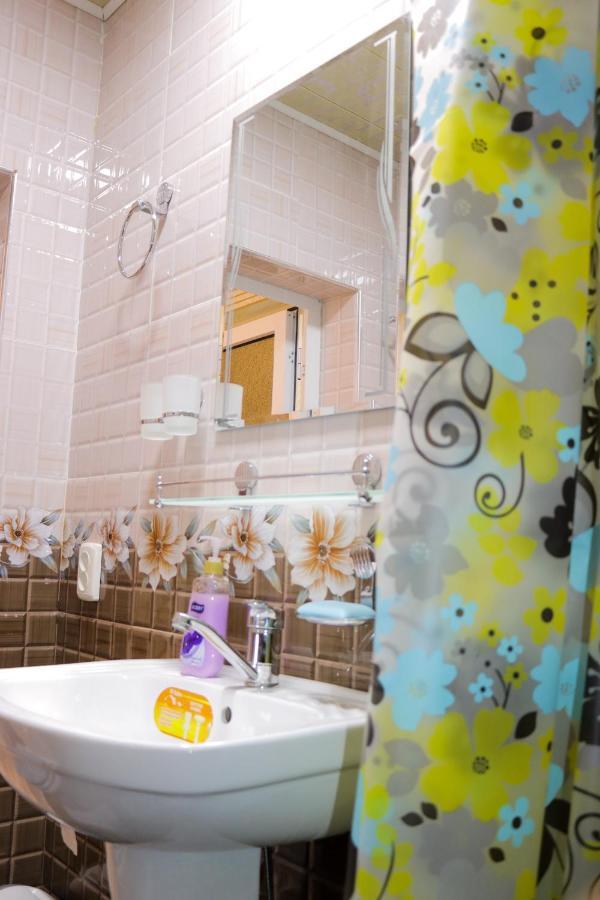 Hotel Jasmina Самарканд Екстериор снимка