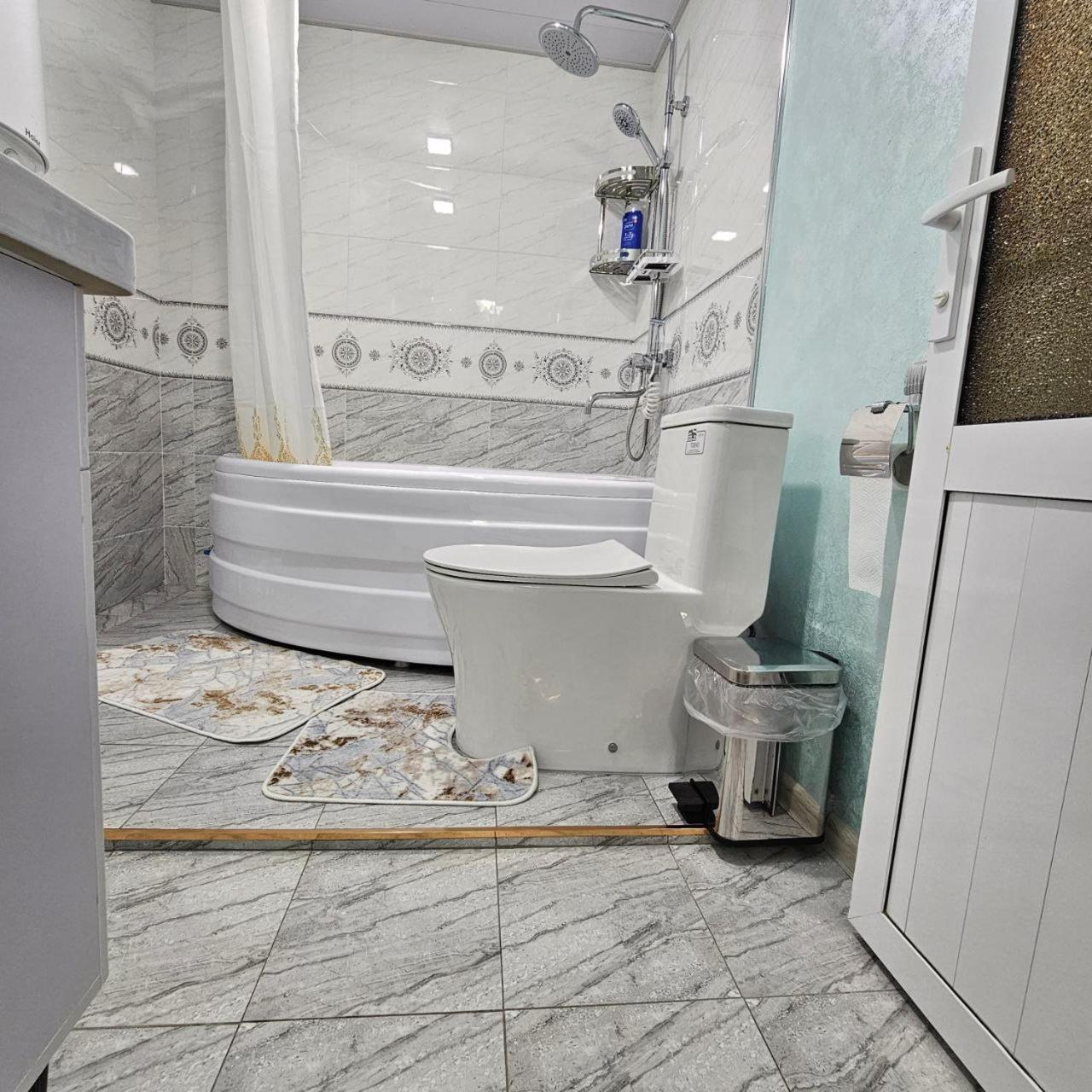 Hotel Jasmina Самарканд Екстериор снимка